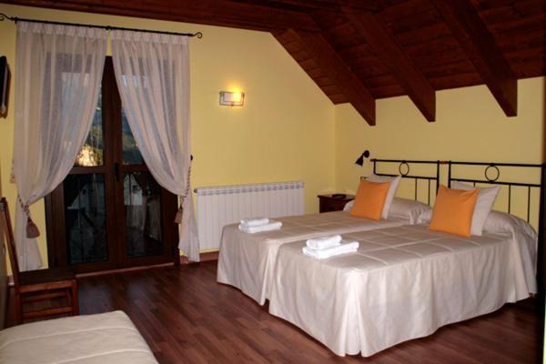 Hostal Rural Casa Parda Tramacastilla de Tena Phòng bức ảnh